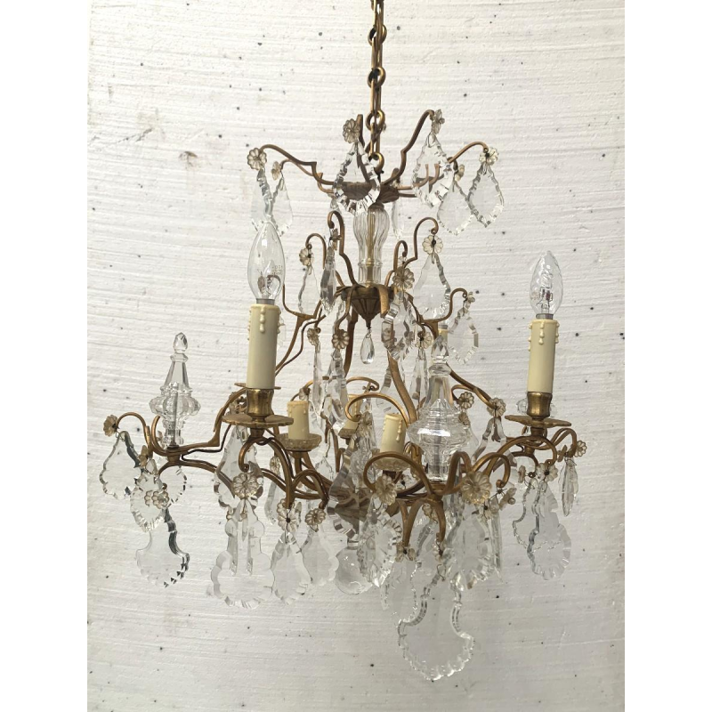 Lustre cage de style Louis XV en bronze et pampilles de verre – XXᵉ siècle