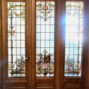 LABILLE House, set of three stained-glass partition doors with floral decoration – early 20th century