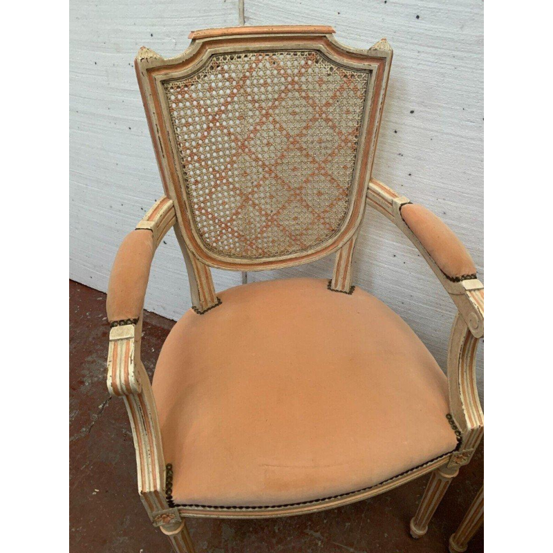 Paire de fauteuils de style Louis XVI en hêtre patiné – XXᵉ siècle