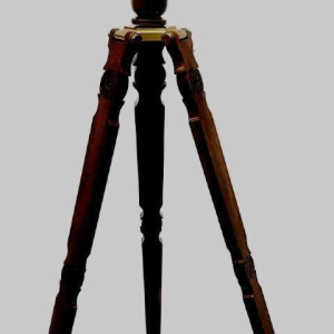 Brass telescope with mahogany stand – 20th century