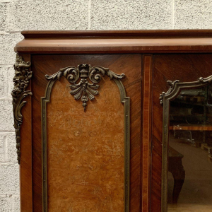 Louis XV style bookcase in mahogany and burr walnut – 20th century