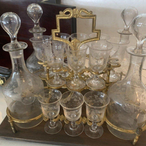 Cave à liqueur complète Napoléon III en marqueterie Boulle – Coffret ancien