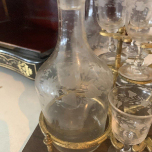 Cave à liqueur complète Napoléon III en marqueterie Boulle – Coffret ancien