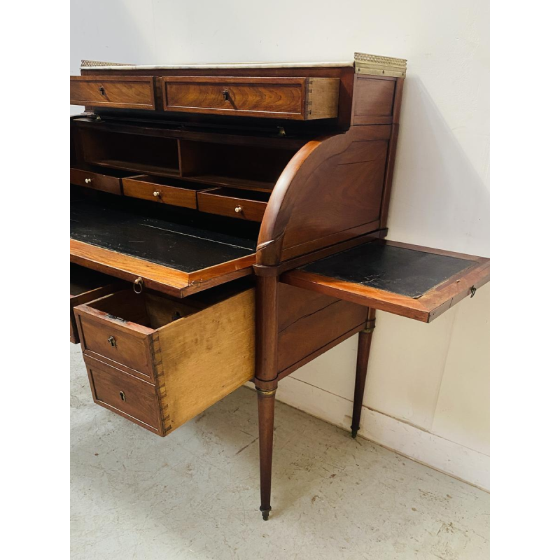 Bureau à cylindre style Louis XVI en acajou et placage d'acajou, fin du XVIIIème siècle