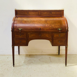 Bureau à cylindre style Louis XVI en acajou et placage d'acajou, fin du XVIIIème siècle