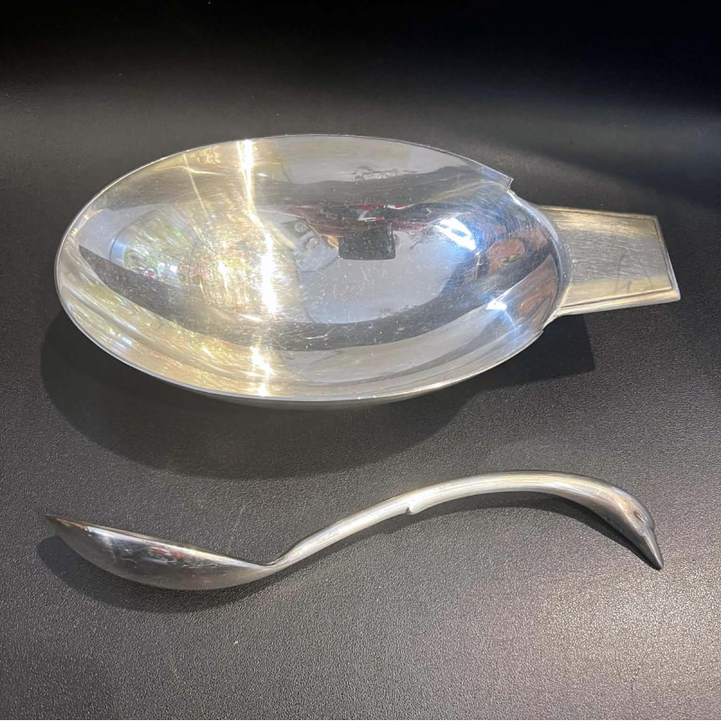 Christian FJERDINGSTAD voor CHRISTOFLE GALLIA, Art Deco Swan juskom, verzilverd metaal, circa 1930