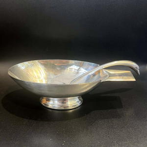 Christian FJERDINGSTAD pour CHRISTOFLE GALLIA, saucière Cygne Art Déco, métal argenté ca 1930
