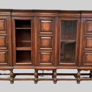 Renaissance-style bookcase in solid oak – 20th century