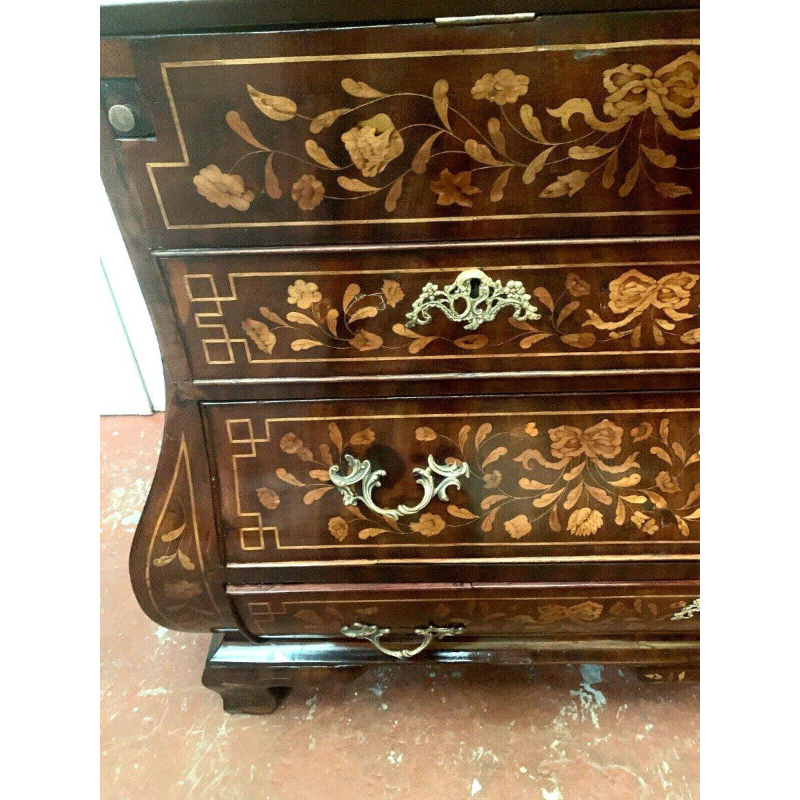 Commode scriban en marqueterie hollandaise – XVIIIᵉ siècle