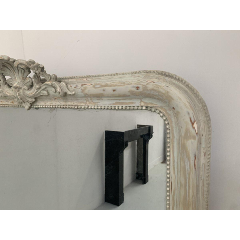 Miroir de style Louis XV en bois et stuc patiné – XIXᵉ siècle