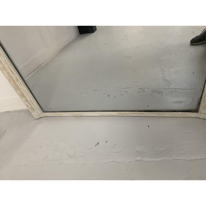 Spiegel in Lodewijk XV-stijl van hout en gepatineerd stucwerk – 19e eeuw