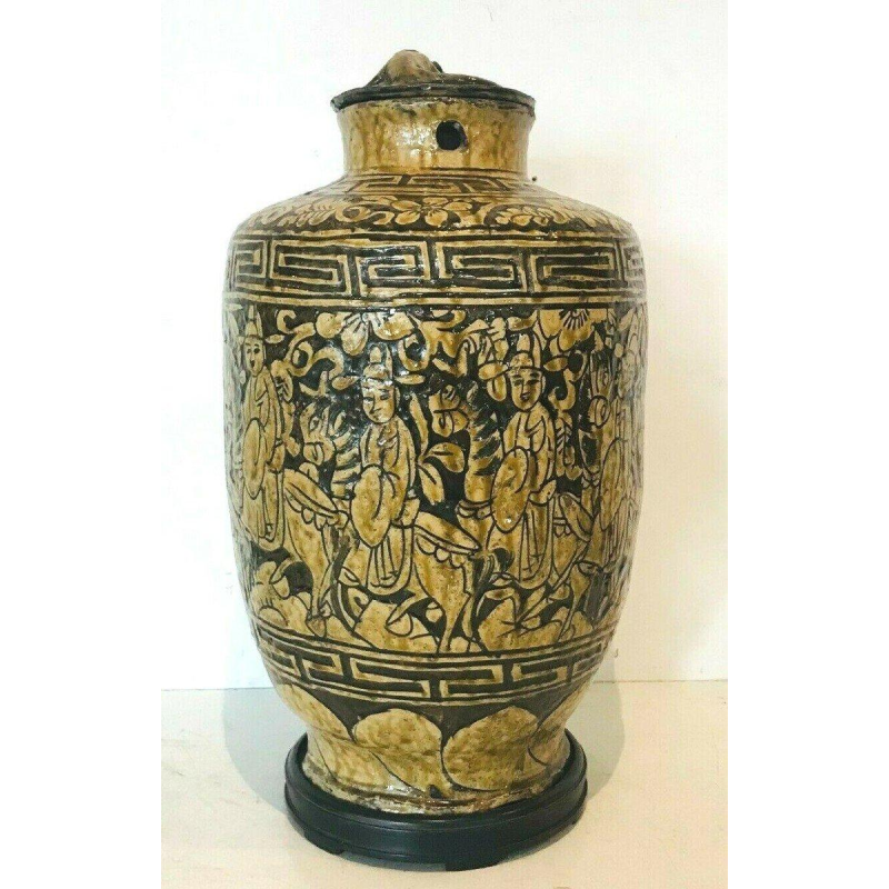 Vaas met deksel van gebarsten aardewerk, versierd met chinoiserie-figuren, een paard en een salamander – 19e eeuw