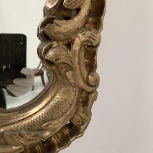 Miroir Louis XV en bois sculpté doré – XVIIIᵉ siècle