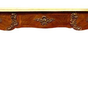Bureau d’apparat de style Louis XV, dessus de cuir fauve – XIXᵉ siècle