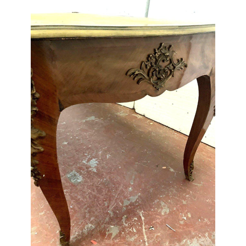 Louis XV style ceremonial desk, tan leather top – 19th century