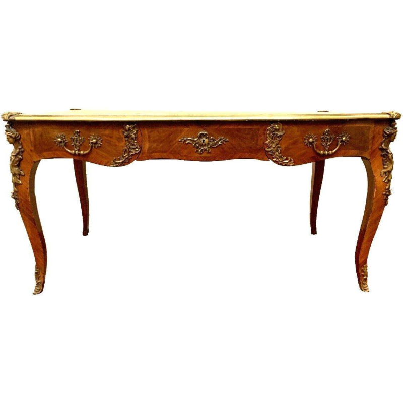 Bureau d’apparat de style Louis XV, dessus de cuir fauve – XIXᵉ siècle