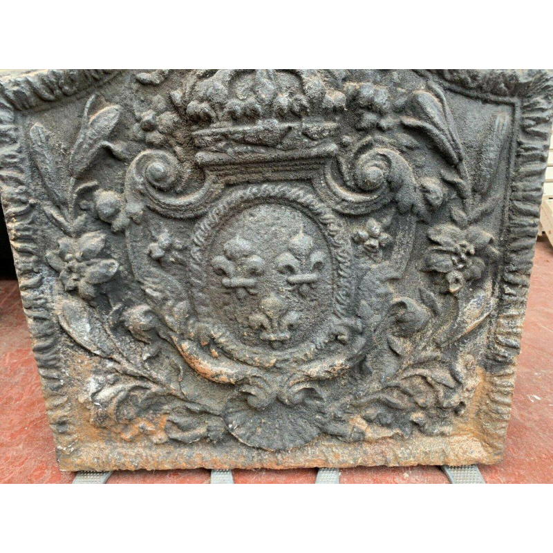 Plaque de fond de cheminée en fonte – XIXᵉ siècle