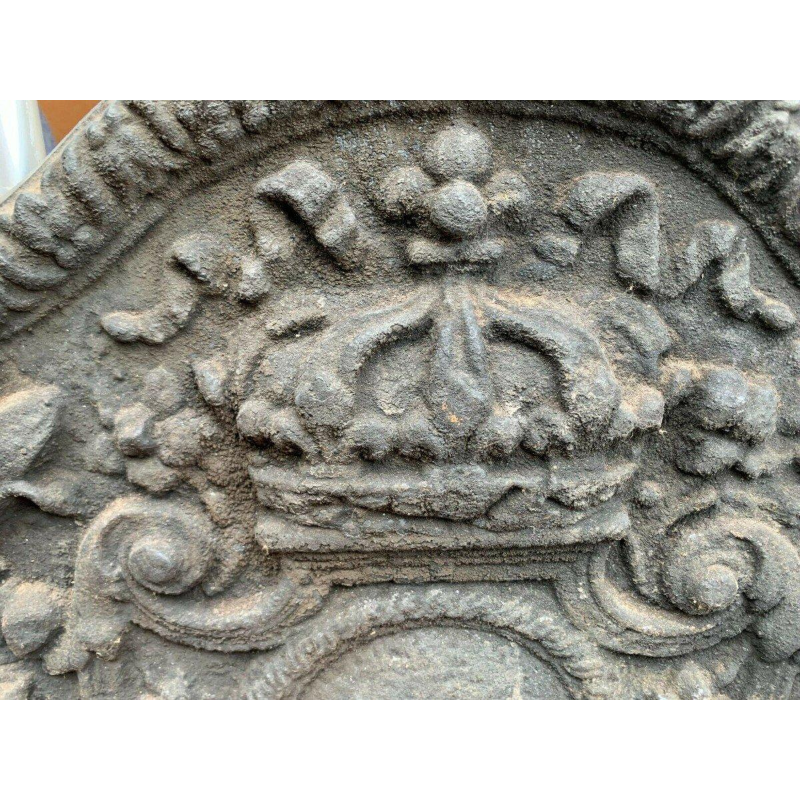 Plaque de fond de cheminée en fonte – XIXᵉ siècle