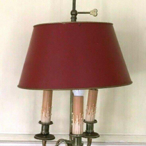 Louis XVI style three-light bouillotte lamp – 20th century