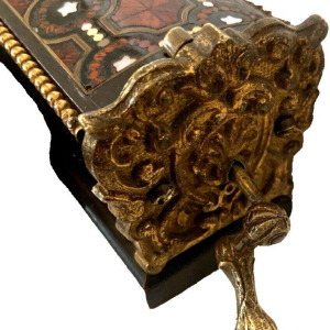 Écran de foyer à rouleau en marqueterie Napoléon III – XIXᵉ siècle