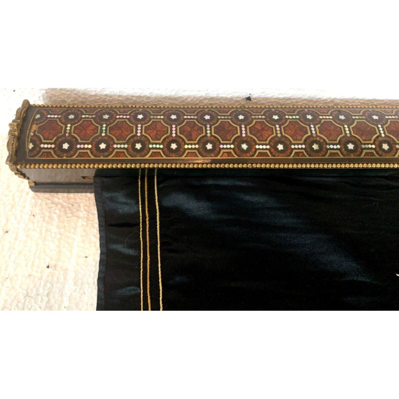 Écran de foyer à rouleau en marqueterie Napoléon III – XIXᵉ siècle