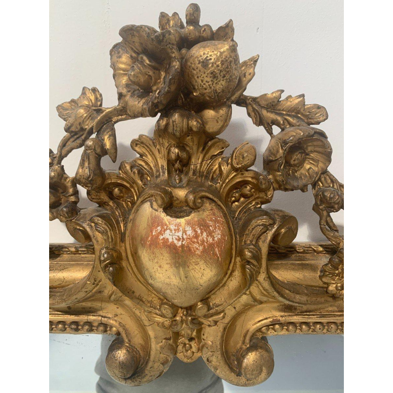 Miroir de style Louis XV en bois et stuc doré à la feuille d'or – XIXᵉ siècle