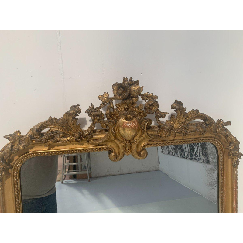 Louis XV style mirror in wood and stucco gilded with gold leaf – 19th century