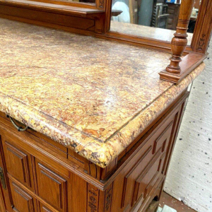 Buffet vitrine double corps de style Louis XVI en bois massif – XXᵉ siècle