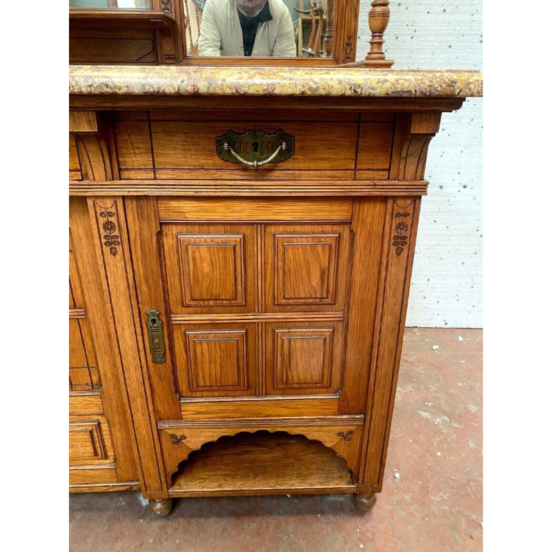 Buffet vitrine double corps de style Louis XVI en bois massif – XXᵉ siècle