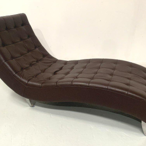 Banquette de relaxation en damier de cuir noir – XXᵉ siècle