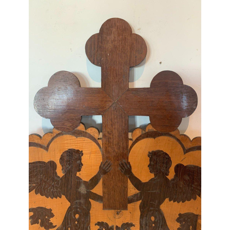 Inlaid wood panel, decorated with winged angels – 19th century