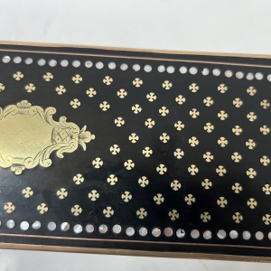 Boîte à gants en marqueterie à la reine Napoléon III – XIXᵉ siècle