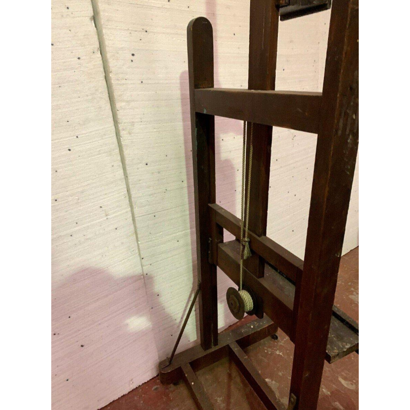 Solid oak rack and pinion painting easel – 19th century