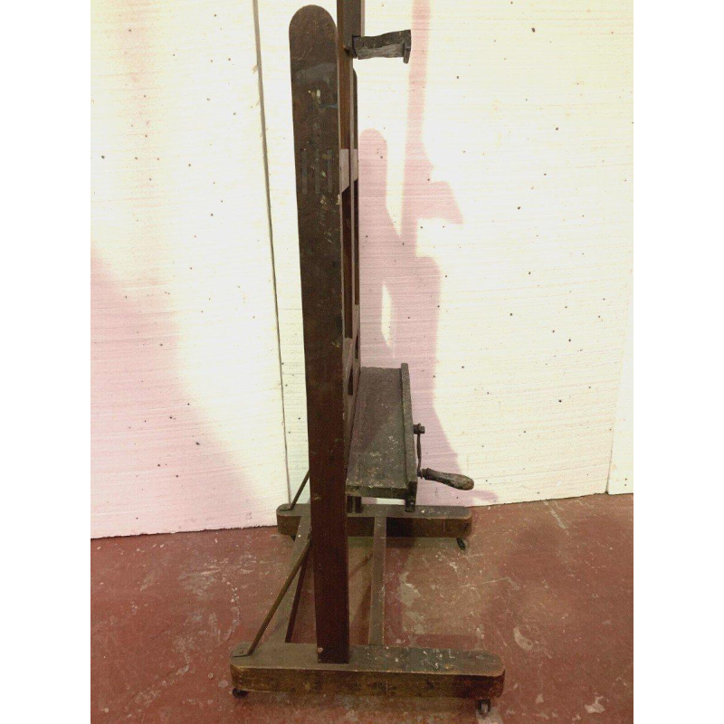 Solid oak rack and pinion painting easel – 19th century