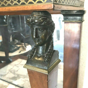 Console à fond de miroir en acajou d'époque Empire – XIXᵉ siècle