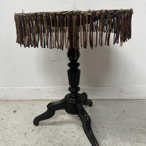 Napoleon III tilting pedestal table in blackened wood – 19th century
