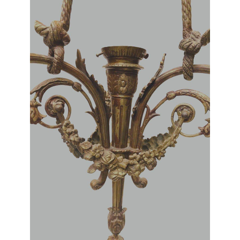 Louis XVI style chandelier in bronze with frosted glass candle holders – 20th century