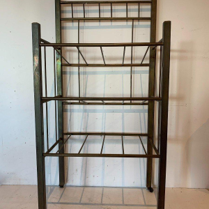 Art Deco brass magazine rack – 20th century