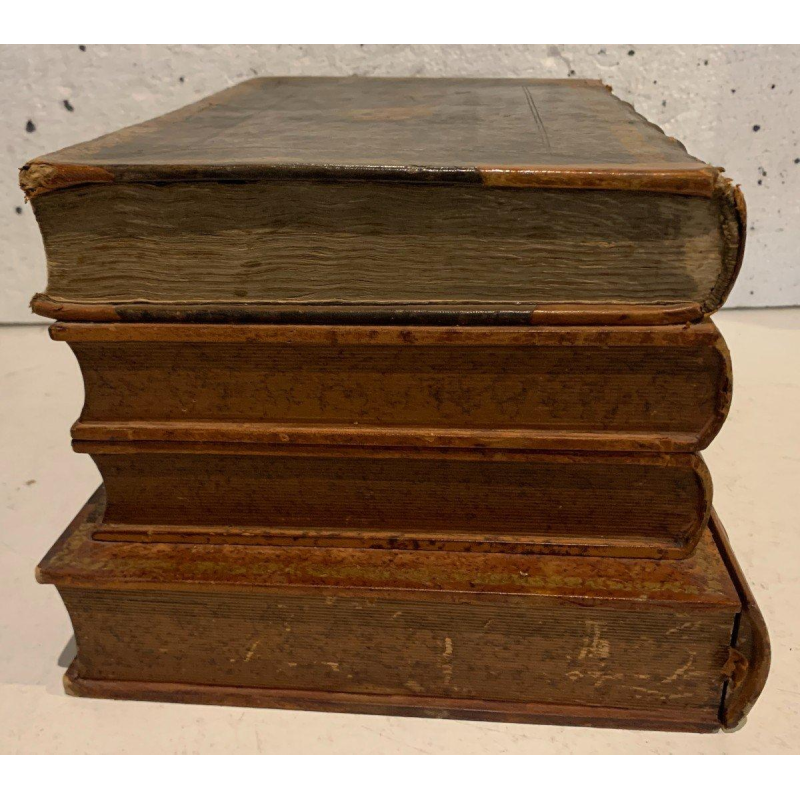 Cave à liqueur et boîte de jeux en trompe l’œil de livres anciens – XXᵉ siècle