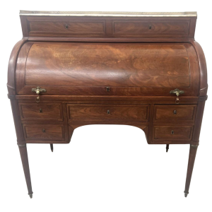 Bureau à cylindre de style Louis XVI en acajou – XIXᵉ siècle