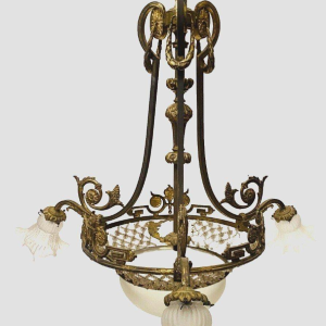 Lustre de style Louis XV en bronze et verre dépoli – début XXᵉ siècle