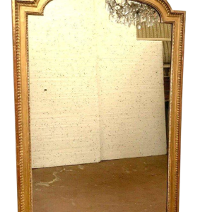 Miroir de style Louis XVI en bois et stuc doré – XIXᵉ siècle