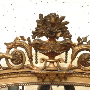 Louis XVI style mirror in wood and gilded stucco – 19th century