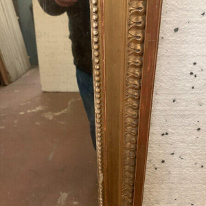 Louis XVI style mirror in wood and gilded stucco – 19th century