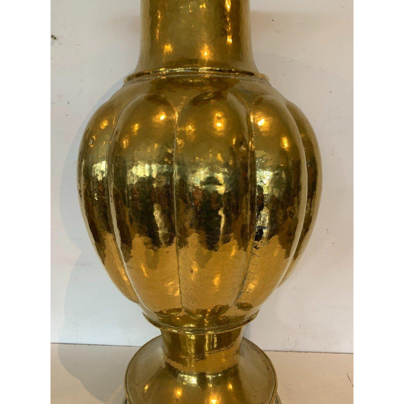 Large hammered brass vase with gadroons – 20th century