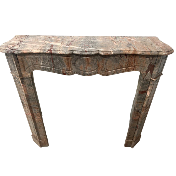 Louis XV style "Pompadour" model fireplace in pink marble, late 19th / early 20th century