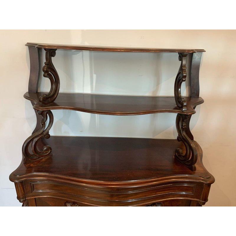Dressoir van mahoniehout en fineer van Louis-Philippe, 19e eeuw.