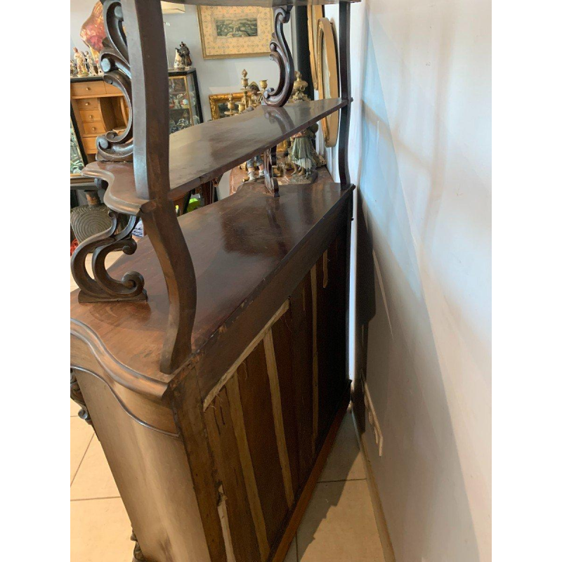 Dressoir van mahoniehout en fineer van Louis-Philippe, 19e eeuw.