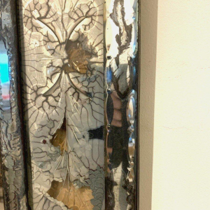 Venetiaanse spiegel met lijst en fronton, begin 20e eeuw