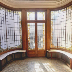 Alfred Labille, verrière verticale type bow-window en verre peint, 1913